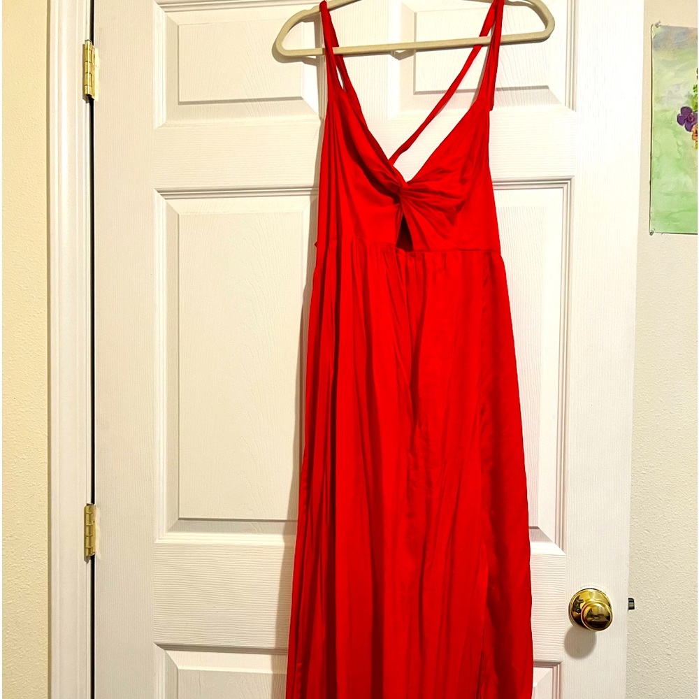 Red straps dress with adjustable ties